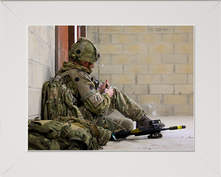 British Army 1 LANCS Soldiers Wearing the Tactical Engagement Simulation System Photo Print Wall Art Military Decor Posters, Prints, & Visual Artwork Hampshire Prints 10 x 8 White Frame No