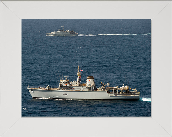 HMS Atherstone (M38) Photo Print - Middle East 2009 - Royal Navy Hunt Class Mine Warfare Vessel Hampshire Prints 10 x 8 White Frame No