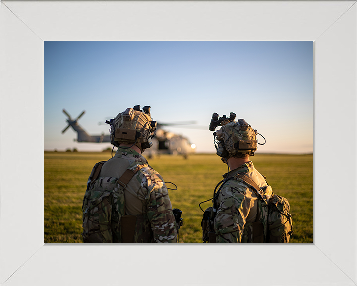 Royal Marine Commandos with Merlin Helicopter Photo Print - MAOT Hampshire Prints 10 x 8 White Frame No