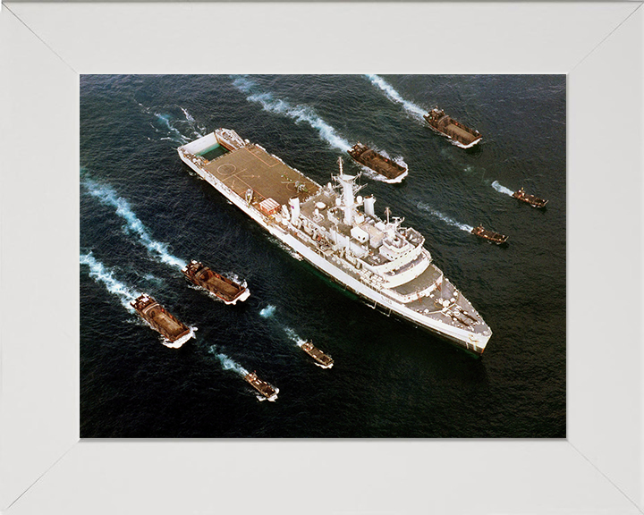 HMS Fearless L10 Royal Navy Fearless class amphibious ship Photo Print or Framed Print - Hampshire Prints