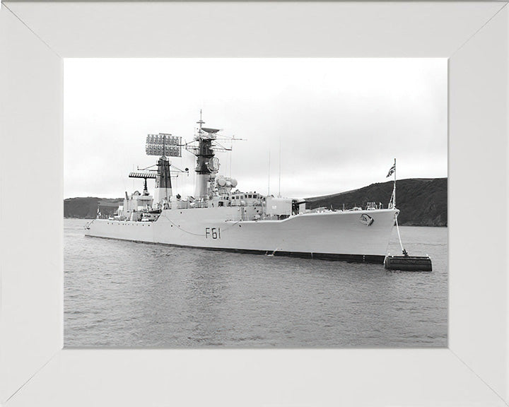 HMS Llandaff F61 | Photo Print | Framed Print | Salisbury Class | Frigate | Royal Navy Hampshire Prints