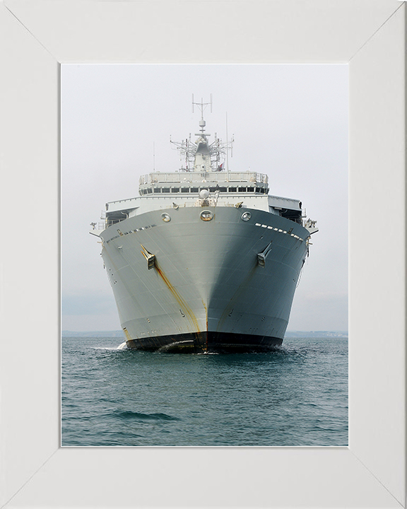 HMS Bulwark (L15) Royal Navy Albion Class Amphibious Ship Bow View Photo Print Wall Art Decor Posters, Prints, & Visual Artwork Hampshire Prints 10 x 8 White Frame No