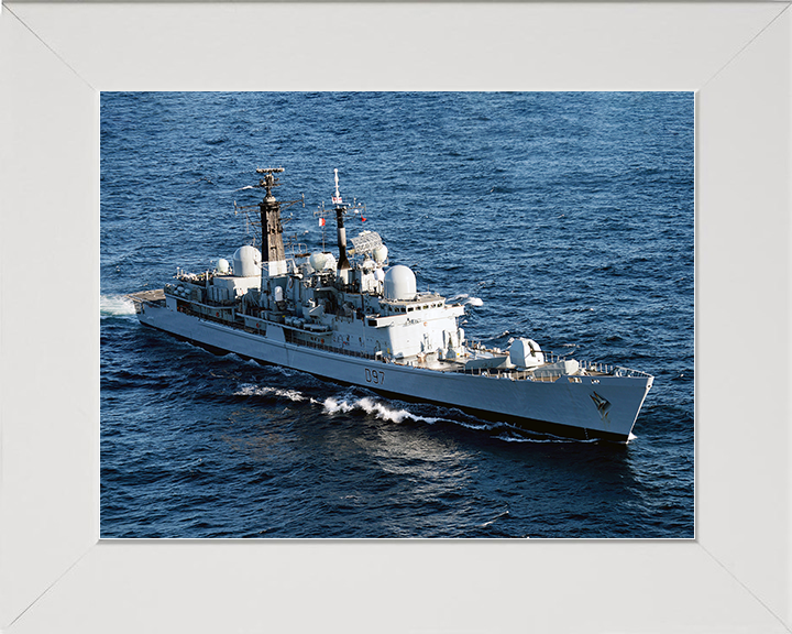 HMS Edinburgh (D97) Royal Navy Type 42 Destroyer High Starboard View Photo Print Wall Art Decor Posters, Prints, & Visual Artwork Hampshire Prints 10 x 8 White Frame No