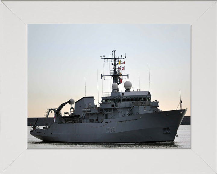 HMS Roebuck H130 | Photo Print | Framed Print | Coastal Survey Vessel | Royal Navy Hampshire Prints