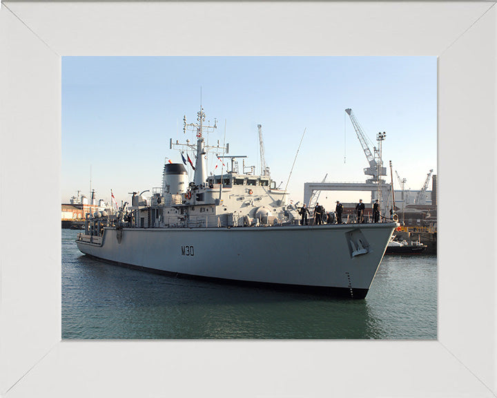 HMS Ledbury M30 | Photo Print | Framed Print | Hunt Class | Minesweeper | Royal Navy Hampshire Prints