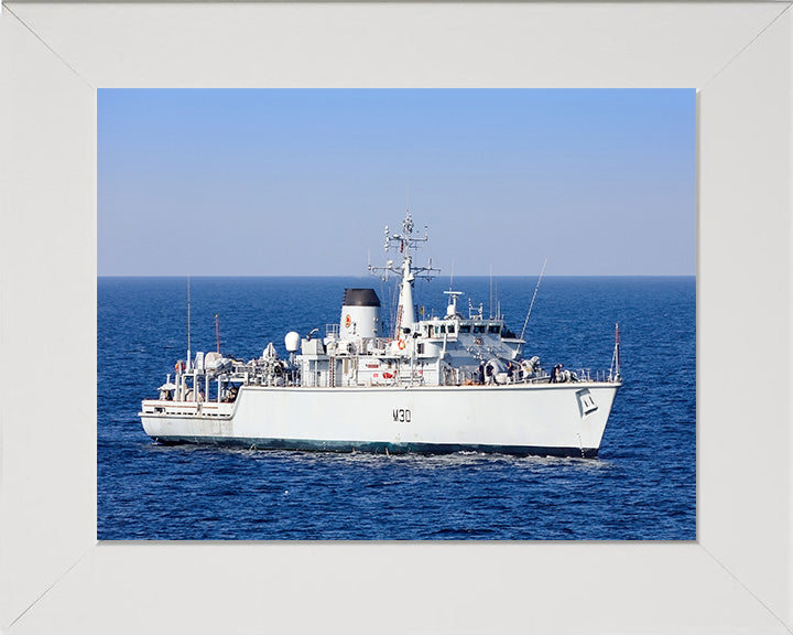 HMS Ledbury M30 | Photo Print | Framed Print | Hunt Class | Minesweeper | Royal Navy Hampshire Prints