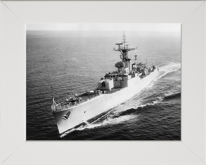 HMS Tenby (F65) Photo Print - At Sea 1963 - Royal Navy Whitby Class Frigate Hampshire Prints 10 x 8 White Frame No
