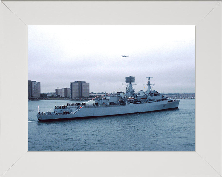 HMS Fife D20 | Photo Print | Framed Print | Poster | County Class | Destroyer | Royal Navy Hampshire Prints