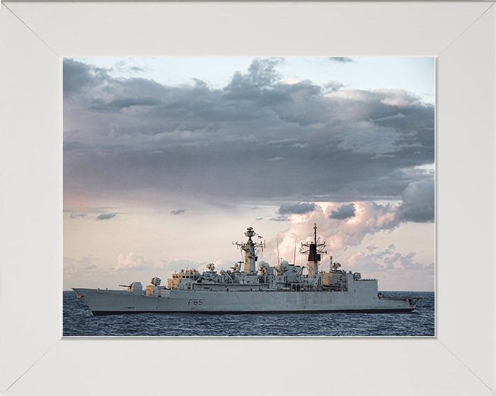 HMS Cumberland (F85) Royal Navy Type 22 Frigate At sunset Photo Print Wall Art Decor Posters, Prints, & Visual Artwork Hampshire Prints 10 x 8 White Frame No