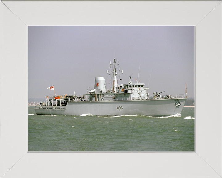 HMS Bicester (M36) Royal Navy Hunt Class Mine Warfare Vessel Underway Photo Print Wall Art Decor Posters, Prints, & Visual Artwork Hampshire Prints 10 x 8 White Frame No