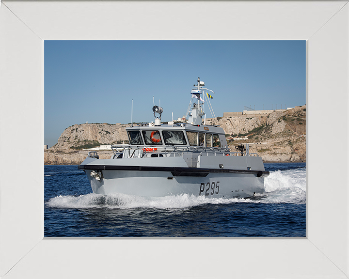 HMS Cutlass (P295) Royal Navy Cutlass Class Patrol Vessel Underway Photo Print Wall Art Decor Posters, Prints, & Visual Artwork Hampshire Prints 10 x 8 White Frame No