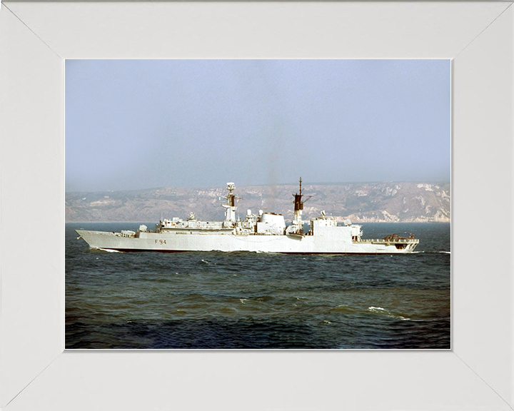 HMS Brave (F94) Royal Navy Type 22 Frigate Port Beam View Photo Print Wall Art Decor Posters, Prints, & Visual Artwork Hampshire Prints 10 x 8 White Frame No