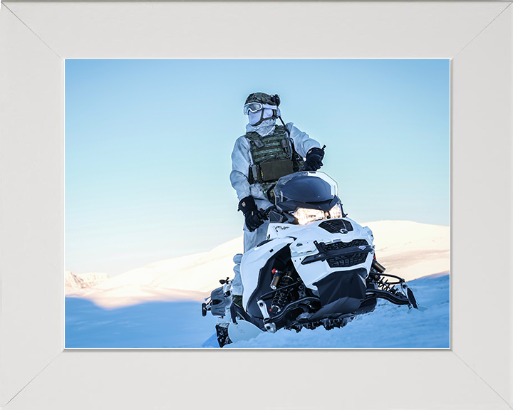 Royal Marine operating an Oversnow Reconnaissance Vehicle Photo Print 30 Commando Wall Art Military Decor UK Posters, Prints, & Visual Artwork Hampshire Prints 10 x 8 White Frame No