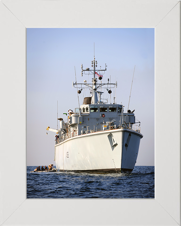 HMS Atherstone (M38) Photo Print - Persian Gulf 2009 - Royal Navy Hunt Class Mine Warfare Vessel Posters, Prints, & Visual Artwork Hampshire Prints 10 x 8 White Frame No