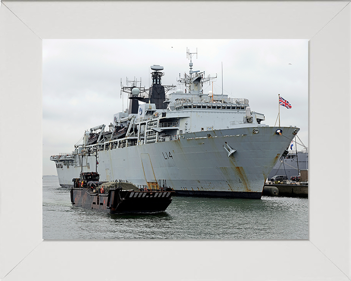 HMS Albion L14 | Photo Print | Framed Print | Albion Class | Amphibious ship | Royal Navy Hampshire Prints
