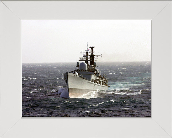 HMS Edinburgh (D97) Royal Navy Type 42 Destroyer In a Swell Photo Print Wall Art Decor Posters, Prints, & Visual Artwork Hampshire Prints 10 x 8 White Frame No