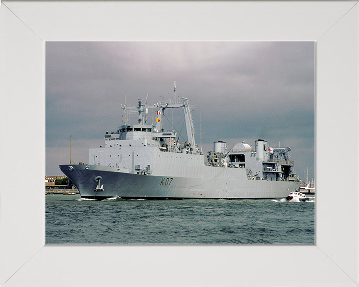 HMS Challenger (K07) Royal Navy Diving Support Vessel Port Side View Photo Print Wall Art Decor Posters, Prints, & Visual Artwork Hampshire Prints 10 x 8 White Frame No