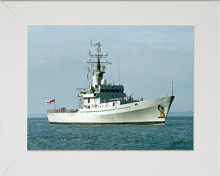 HMS Leeds Castle P258 Royal Navy Castle class Patrol boat Photo Print or Framed Print - Hampshire Prints