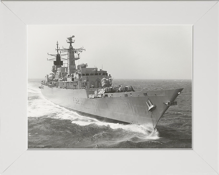 HMS Boxer (F92) Royal Navy Type 22 Frigate In Black and White Photo Print Wall Art Decor Posters, Prints, & Visual Artwork Hampshire Prints 10 x 8 White Frame No