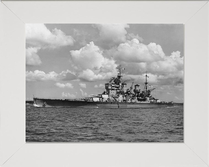HMS Howe (32) Photo Print - Auckland 1945 - Royal Navy King George V Class Battleship Hampshire Prints 10 x 8 White Frame No
