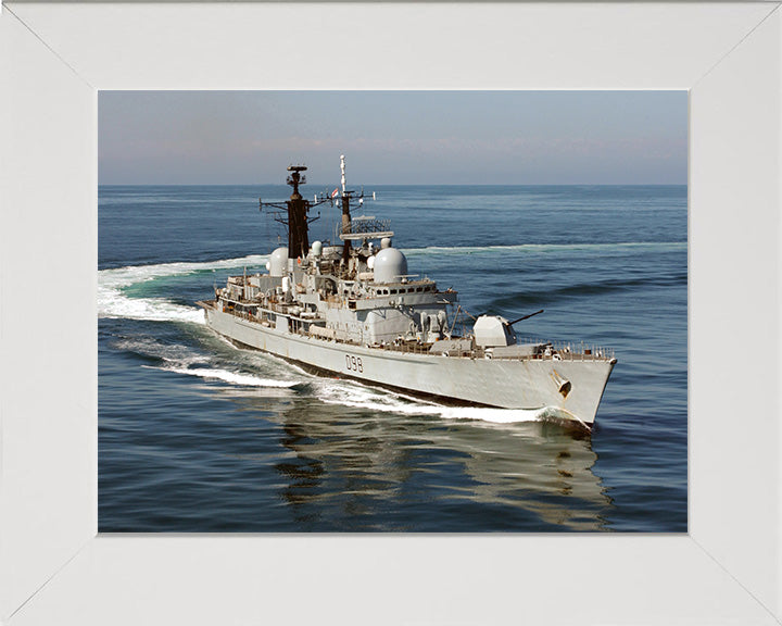 HMS York (D98) Photo Print - Turing to Port - Royal Navy Type 42 Destroyer Hampshire Prints 10 x 8 White Frame No