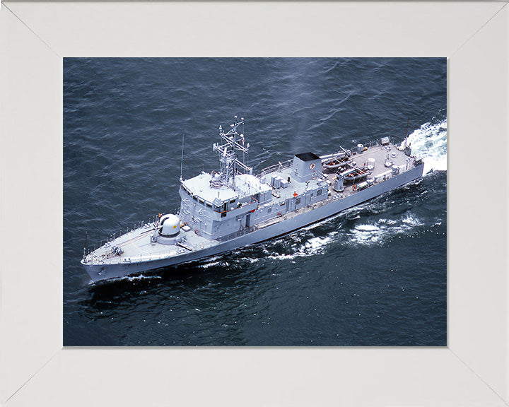 HMS Swift P243 Royal Navy Peacock Class Patrol Vessel Photo Print or Framed Print - Hampshire Prints