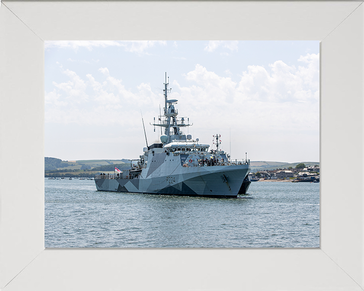 HMS Trent (P224) Photo Print - Entering Devonport 2025 - Royal Navy River Class Patrol Vessel Hampshire Prints 10 x 8 White Frame No