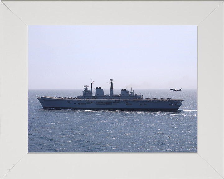HMS Invincible R05 | Photo Print | Framed Print | Invincible Class | Aircraft Carrier | Royal Navy Hampshire Prints