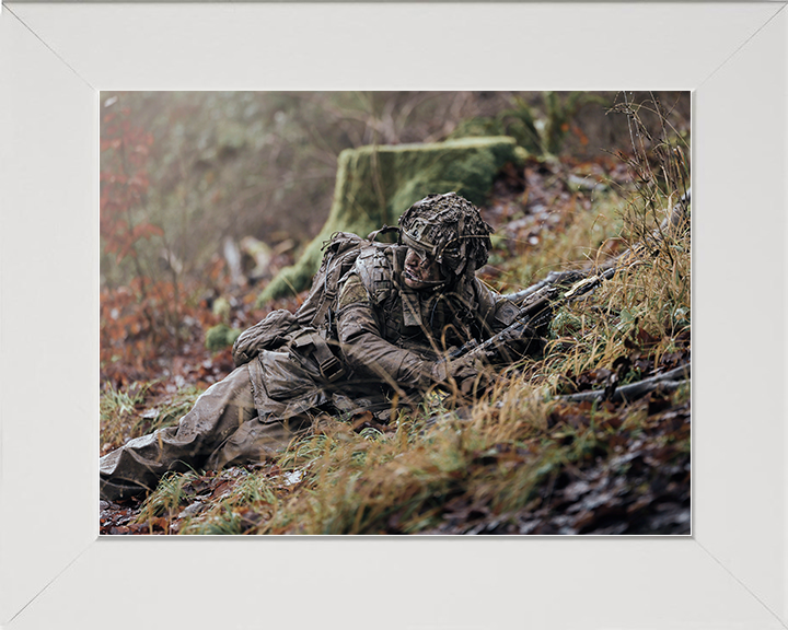 British Army Soldier Officer Cadet in the Field Photo Print Wall Art Military Decor Posters, Prints, & Visual Artwork Hampshire Prints 10 x 8 White Frame No