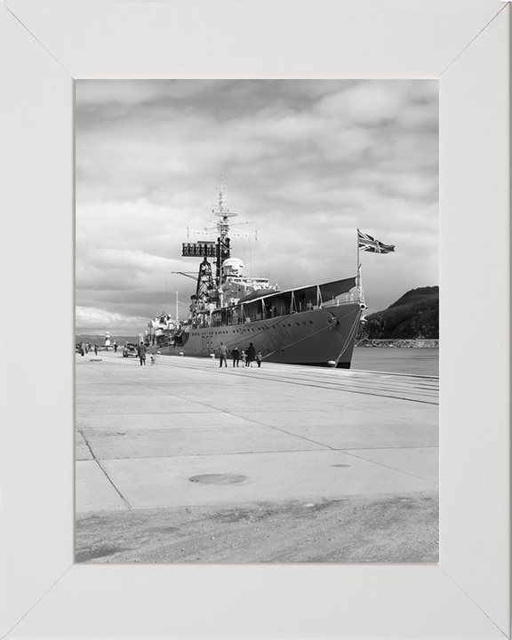 HMS Crossbow (D96) Photo Print - Trondheim 1961 - Royal Navy Weapon Class Destroyer Hampshire Prints 10 x 8 White Frame No