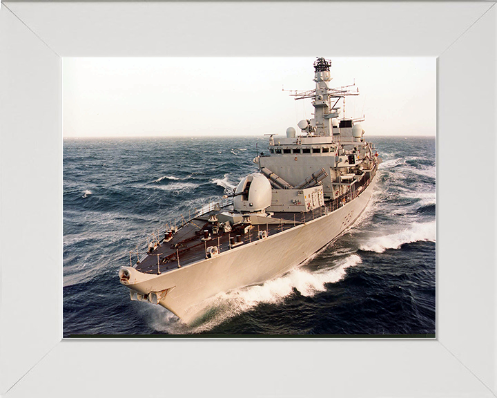 HMS Argyll (F231) Royal Navy Type 23 Frigate At Sea 2002 Photo Print Wall Art Decor Posters, Prints, & Visual Artwork Hampshire Prints 10 x 8 White Frame No