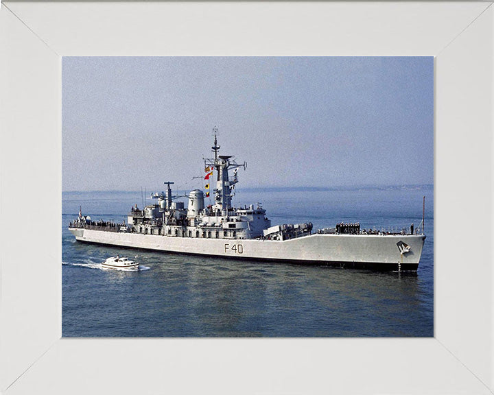 HMS Sirius F40 | Photo Print | Framed Print | Poster | Leander Class | Frigate | Royal Navy Hampshire Prints