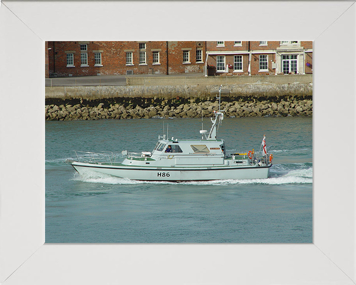 HMS Gleaner H86 Royal Navy Survey Motor Launch Photo Print or Framed Photo Print - Hampshire Prints