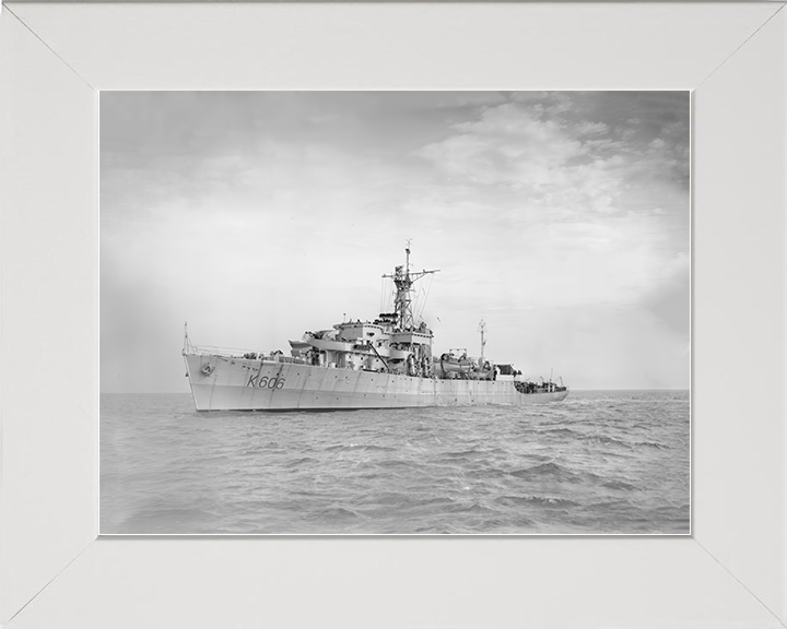 HMS Bigbury Bay (K606) Royal Navy Bay Class Frigate Port Bow View Photo Print Wall Art Decor Posters, Prints, & Visual Artwork Hampshire Prints 10 x 8 White Frame No