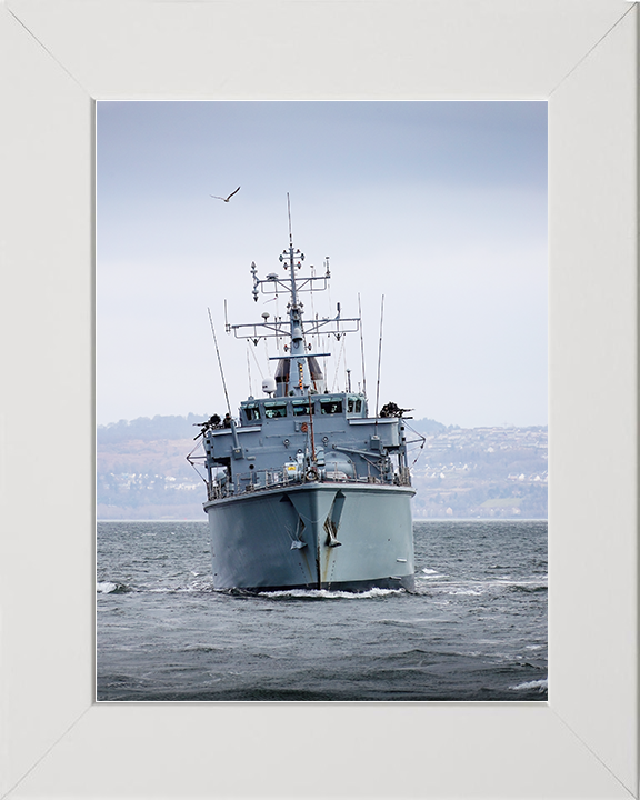HMS Brocklesby (M33) Royal Navy Hunt Class Mine Warfare Vessel Bow View Photo Print Wall Art Decor Posters, Prints, & Visual Artwork Hampshire Prints 10 x 8 White Frame No
