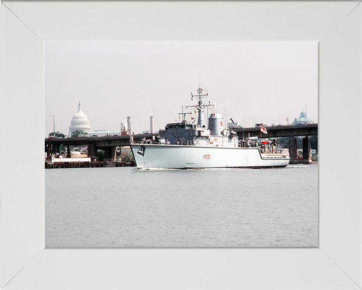 HMS Brecon M29 | Photo Print | Framed Print | Hunt Class | Mine Warfare Vessel | Royal Navy Hampshire Prints