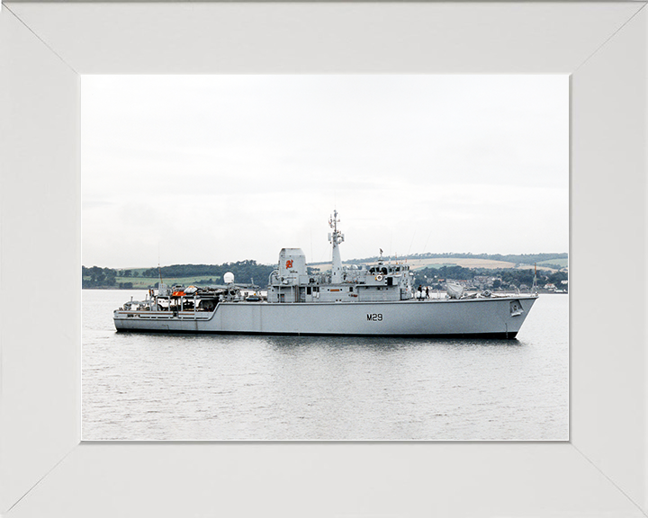HMS Brecon (M29) Royal Navy Hunt Class Mine Warfare Vessel Starboard Beam View Photo Print Wall Art Decor Posters, Prints, & Visual Artwork Hampshire Prints 10 x 8 White Frame No