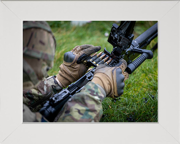British Army Reserve Trooper Loads a GPMG Photo Print Wall Art Military Decor Poster Posters, Prints, & Visual Artwork Hampshire Prints 10 x 8 White Frame No