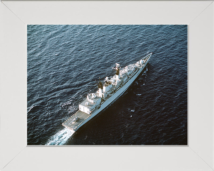 HMS Cumberland (F85) Royal Navy Type 22 Frigate At Sea 1991 Photo Print Wall Art Decor Posters, Prints, & Visual Artwork Hampshire Prints 10 x 8 White Frame No