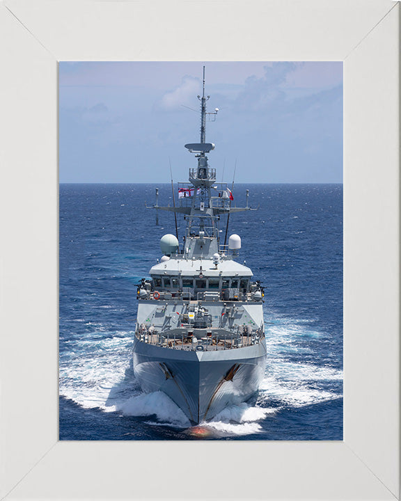HMS Medway P223 | Photo Print | Framed Print | River Class | Patrol Vessel | Royal Navy Hampshire Prints