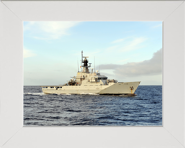 HMS Clyde (P257) Royal Navy River Class Patrol Vessel Starboard Beam View Photo Print Wall Art Decor Posters, Prints, & Visual Artwork Hampshire Prints 10 x 8 White Frame No
