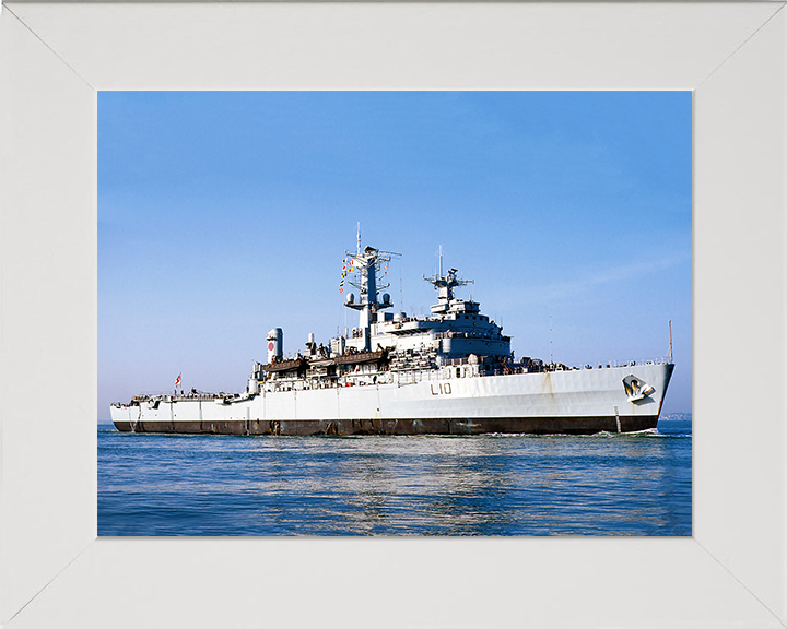 HMS Fearless L10 | Photo Print | Framed Print | Fearless Class | Amphibious ship | Royal Navy Posters, Prints, & Visual Artwork Hampshire Prints