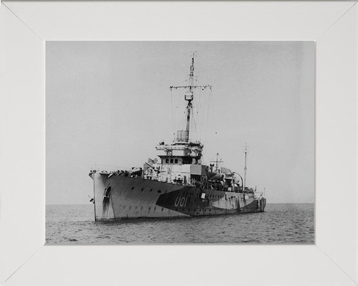 HMS Bridgewater (U01) Photo Print - at Sea 1942 - Royal Navy Bridgewater Class Sloop Posters, Prints, & Visual Artwork Hampshire Prints 10 x 8 White Frame No
