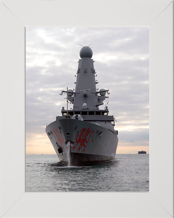 HMS Dragon (D35) Photo Print - Entering Portsmouth 2011 - Royal Navy Type 45 Destroyer Hampshire Prints 10 x 8 White Frame No