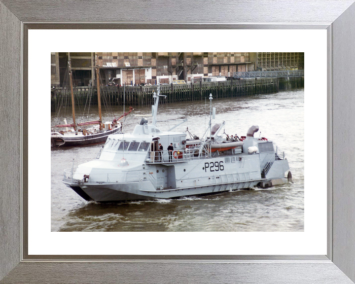 HMS Speedy P296 Jetfoil Mine Warfare Vessel Warship May 1981 Photo Print - Posters, Prints, & Visual Artwork - by Hampshire Prints (image 6 of 9)