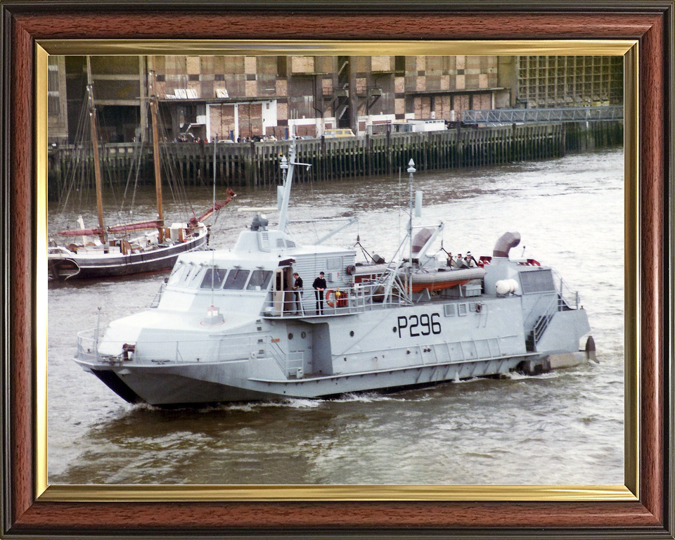 HMS Speedy P296 Jetfoil Mine Warfare Vessel Warship May 1981 Photo Print - Posters, Prints, & Visual Artwork - by Hampshire Prints (image 9 of 9)