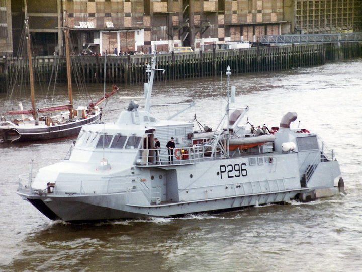 HMS Speedy P296 Jetfoil Mine Warfare Vessel Warship May 1981 Photo Print - Posters, Prints, & Visual Artwork - by Hampshire Prints (image 1 of 9)