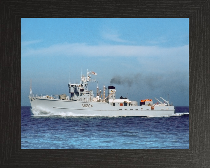 HMS Stubbington M1204 Ton Class Minesweeper Warship 1979 Photo Print - Posters, Prints, & Visual Artwork - by Hampshire Prints (image 3 of 9)