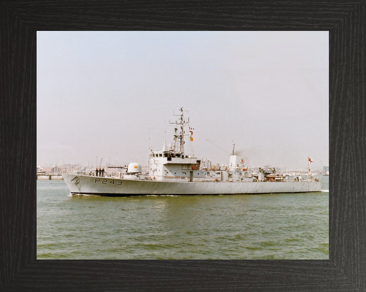 HMS Swift P243 Peacock Class Patrol Vessel June 1985 Photo Print - Posters, Prints, & Visual Artwork - by Hampshire Prints (image 3 of 9)