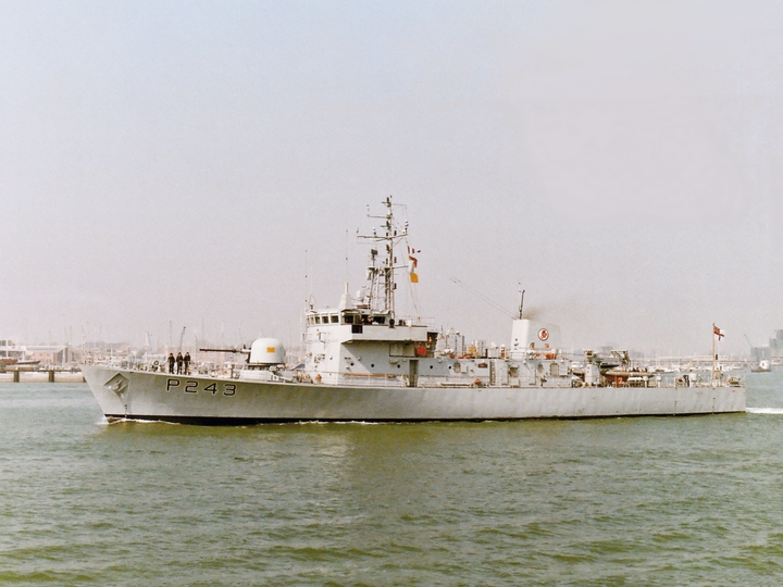 HMS Swift P243 Peacock Class Patrol Vessel June 1985 Photo Print - Posters, Prints, & Visual Artwork - by Hampshire Prints (image 1 of 9)